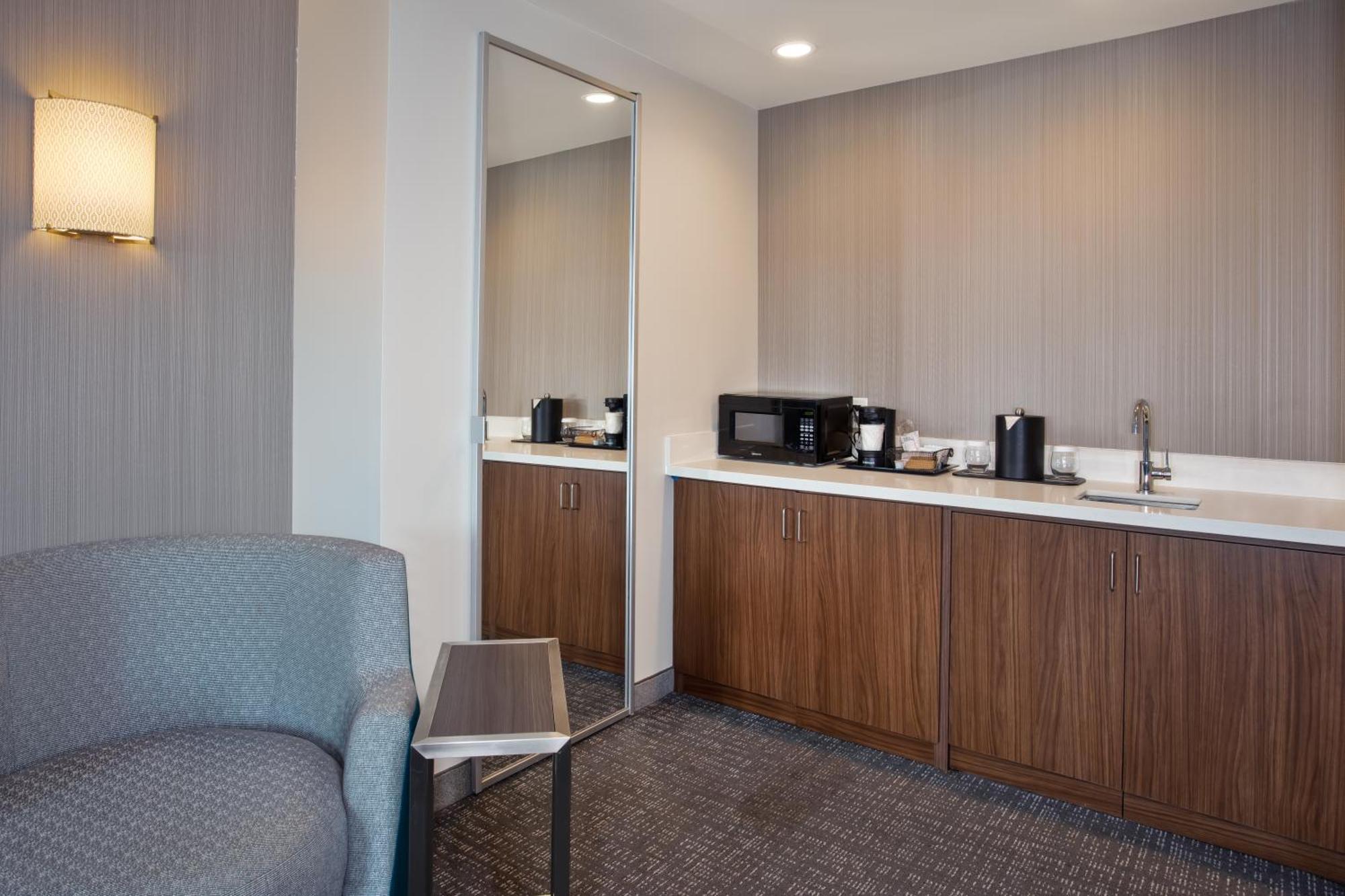 Courtyard By Marriott Dallas Flower Mound Экстерьер фото